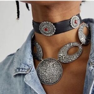 🌟💙Free People DISCONTINUED Vincent Choker NWT